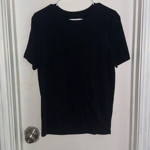 Casual black t-shirt